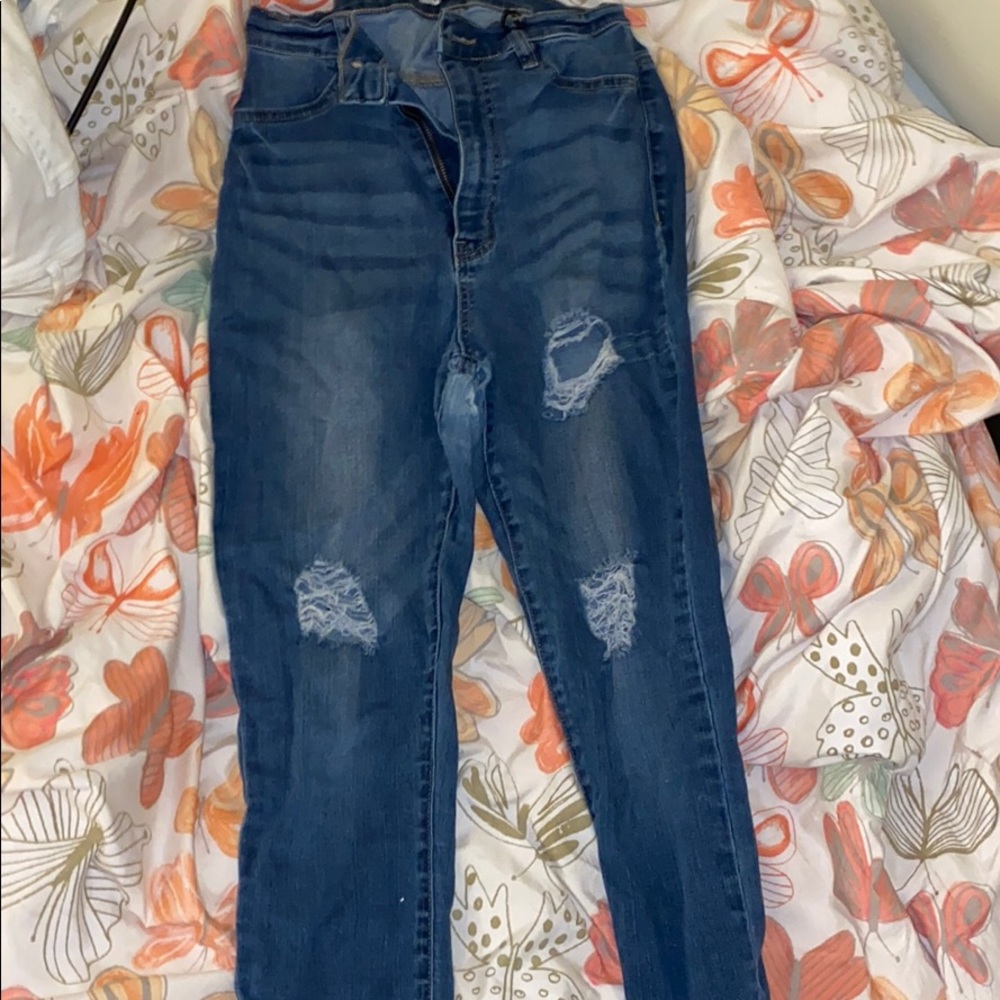 Ripped jeans